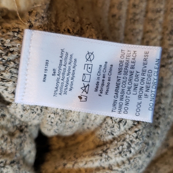 166 Anthropologie Sweater - Picture 9 of 10